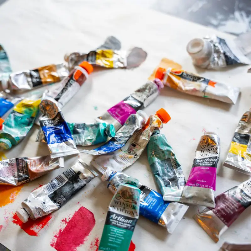 Paint tubes