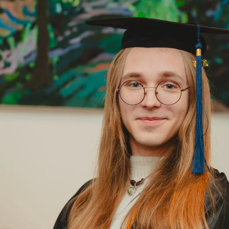 Student with graduation cap