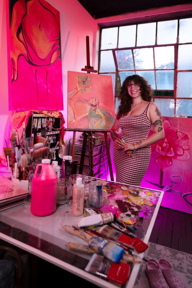 Congratulations to Montserrat alum Erin Survilas, Class of 2026 (@erinsurvilas.artist), on being featured in @canvasrebel Magazine!Erin spoke about her powerful oil paintings exploring the nuances of womanhood, self-love, and using art as a tool for connection and vulnerability.Check it out:
https://canvasrebel.com/meet-erin-survilas/Image from Canvas Rebel